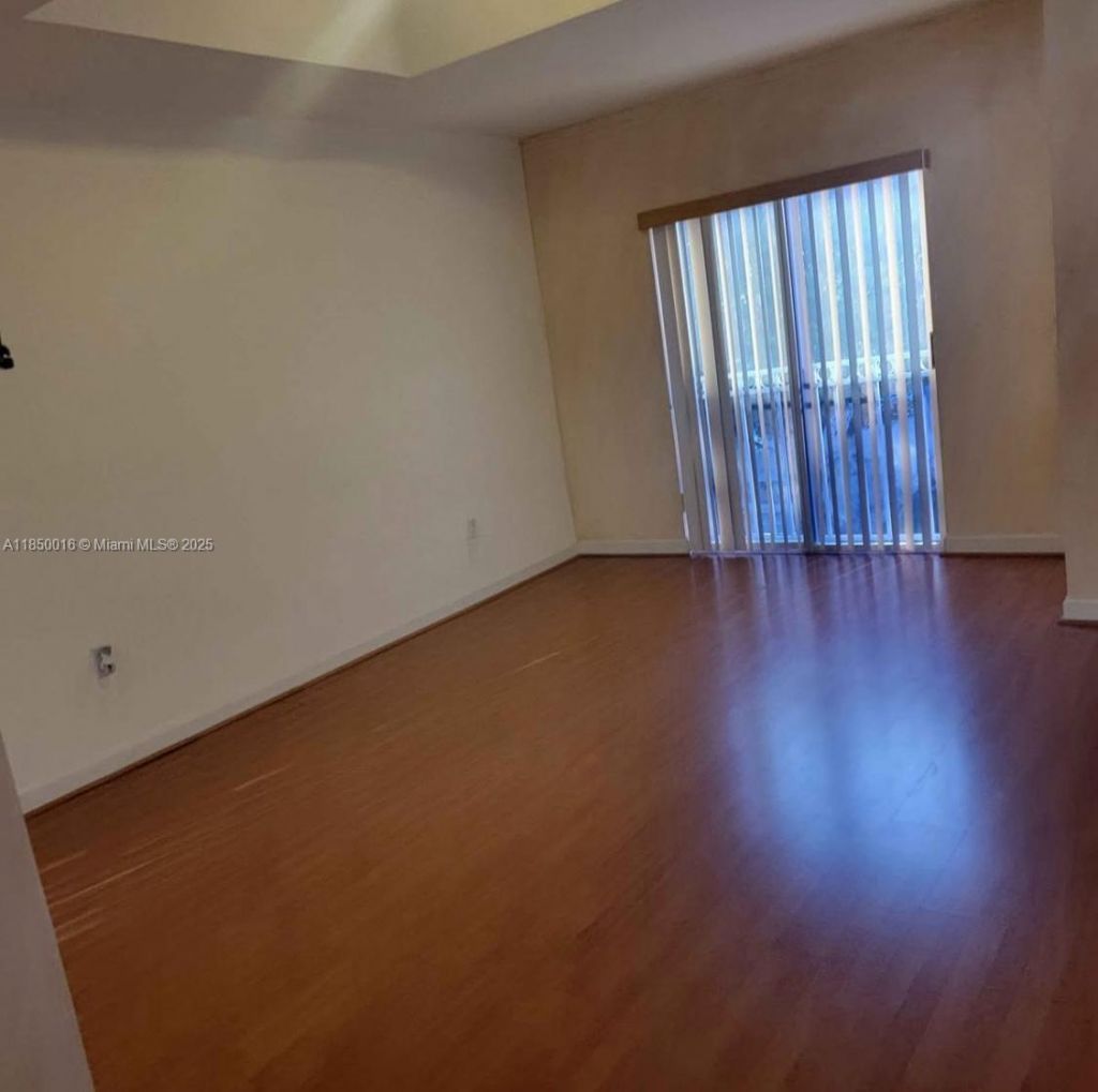 5733 NW 112th Pl, Doral, FL 33178 Photo