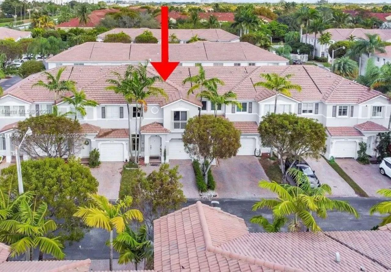 5733 NW 112th Pl, Doral, FL 33178 Photo