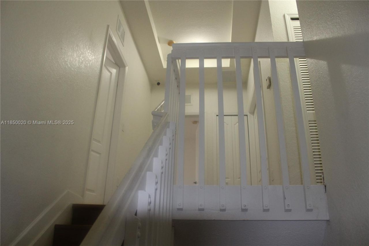 11375 NW 77th Ln, Doral, FL 33178 Photo