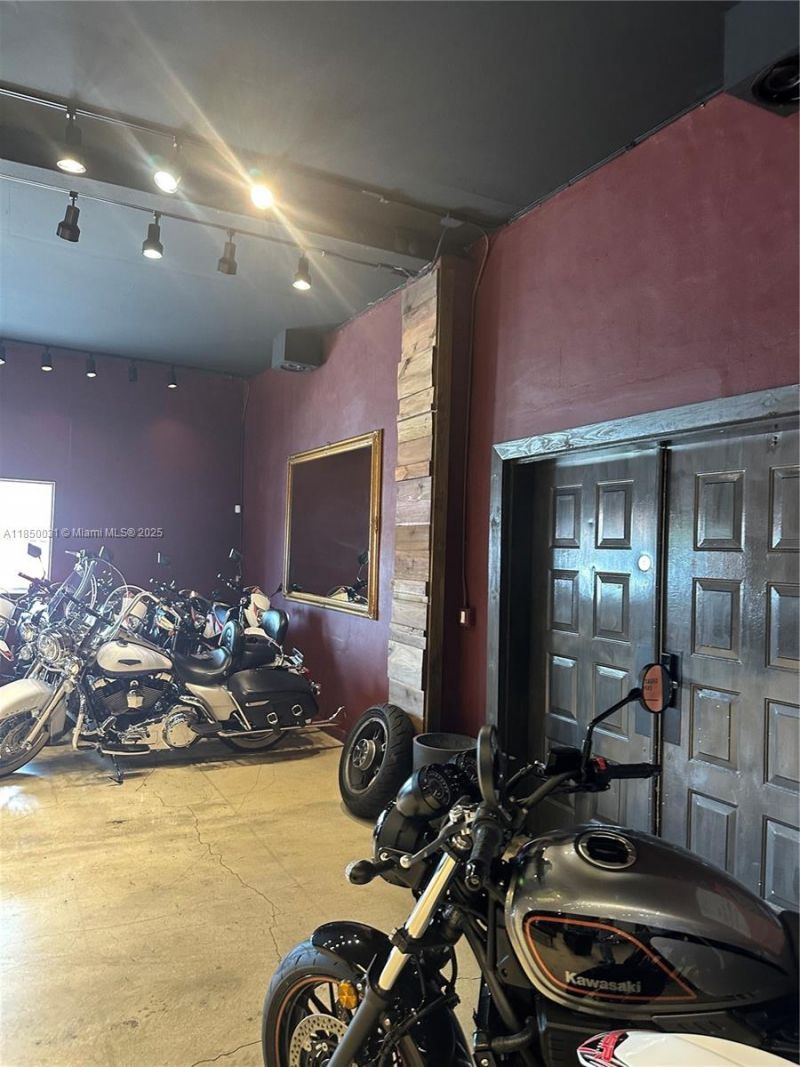 9411 NW 22nd Ave, Miami, FL 33147 Photo