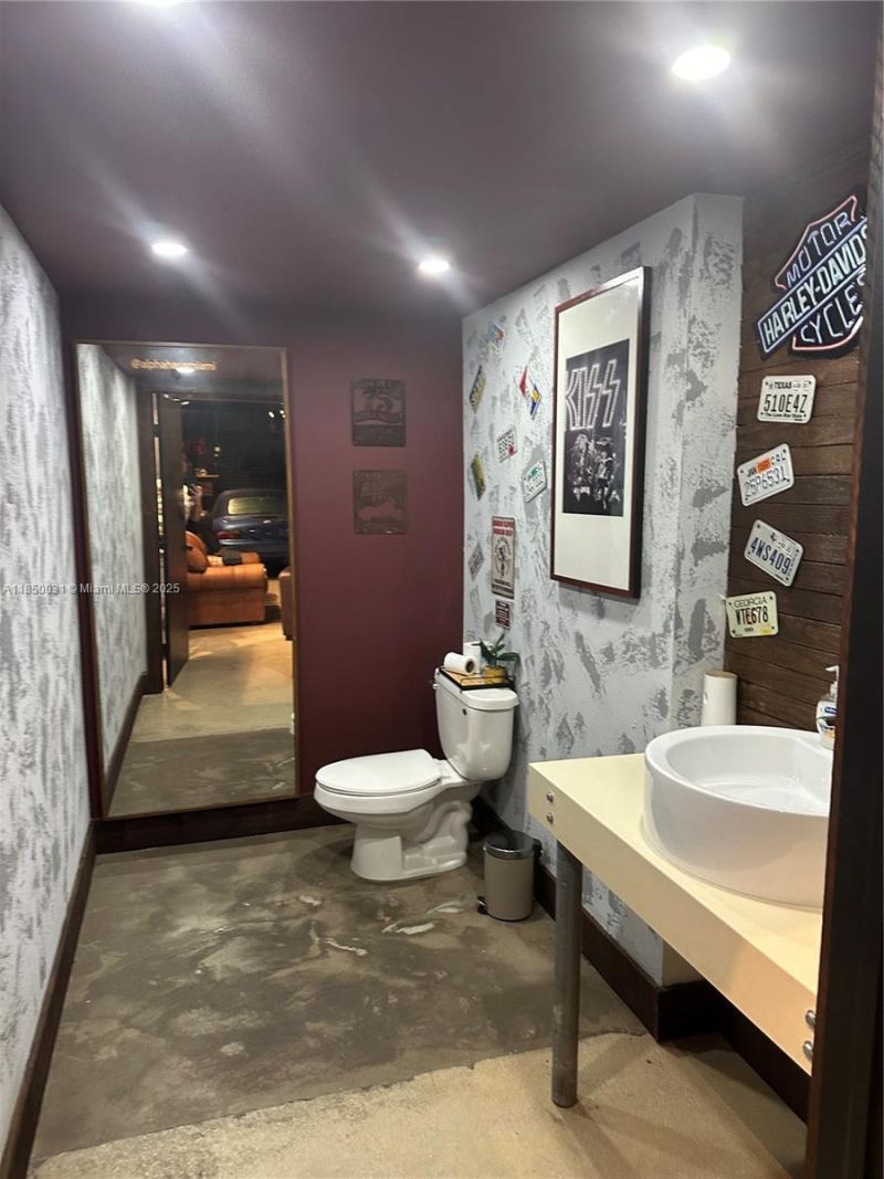 9411 NW 22nd Ave, Miami, FL 33147 Photo