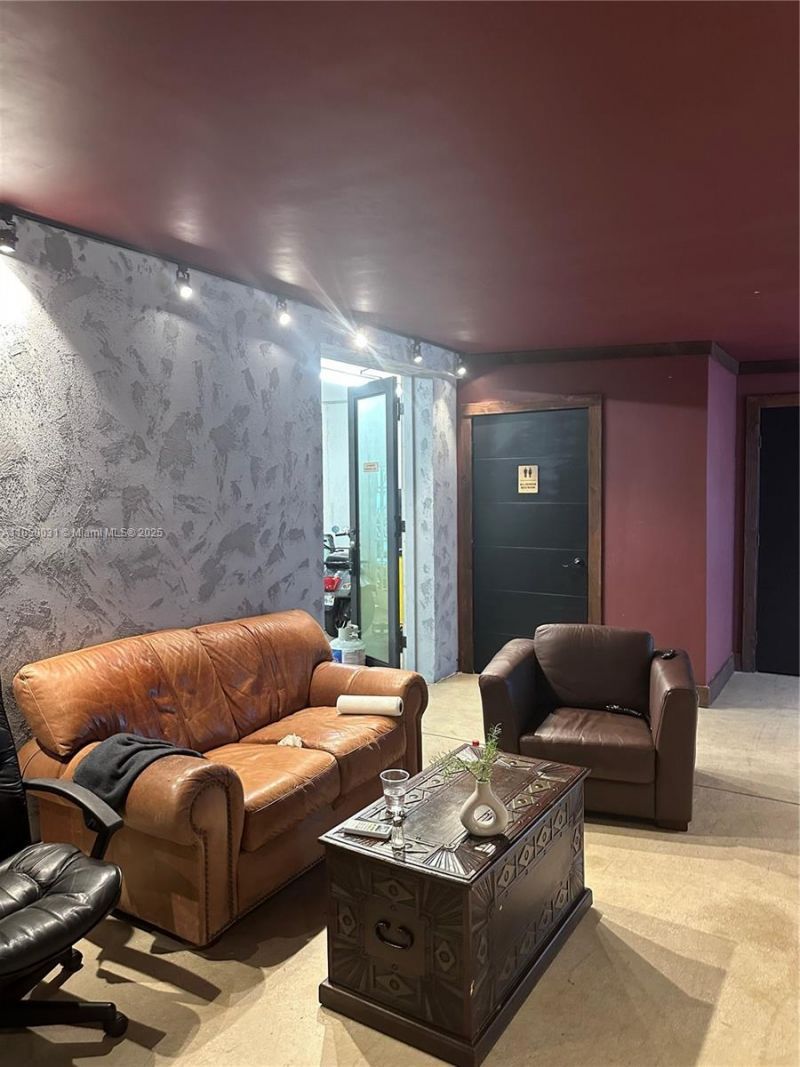 9411 NW 22nd Ave, Miami, FL 33147 Photo