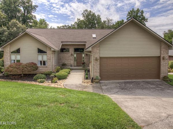 255 Chatuga Way, Loudon, TN 37774