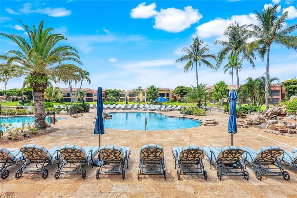 8721 Piazza Del Lago Cir, Unit 203, Estero, FL 33928 Photo