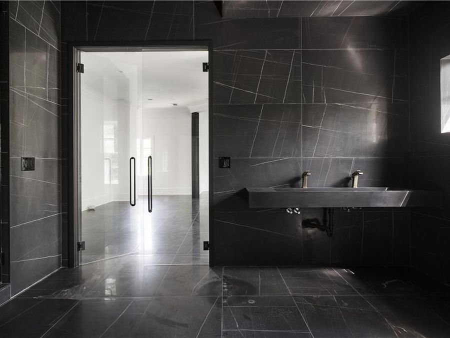 Property Image 101