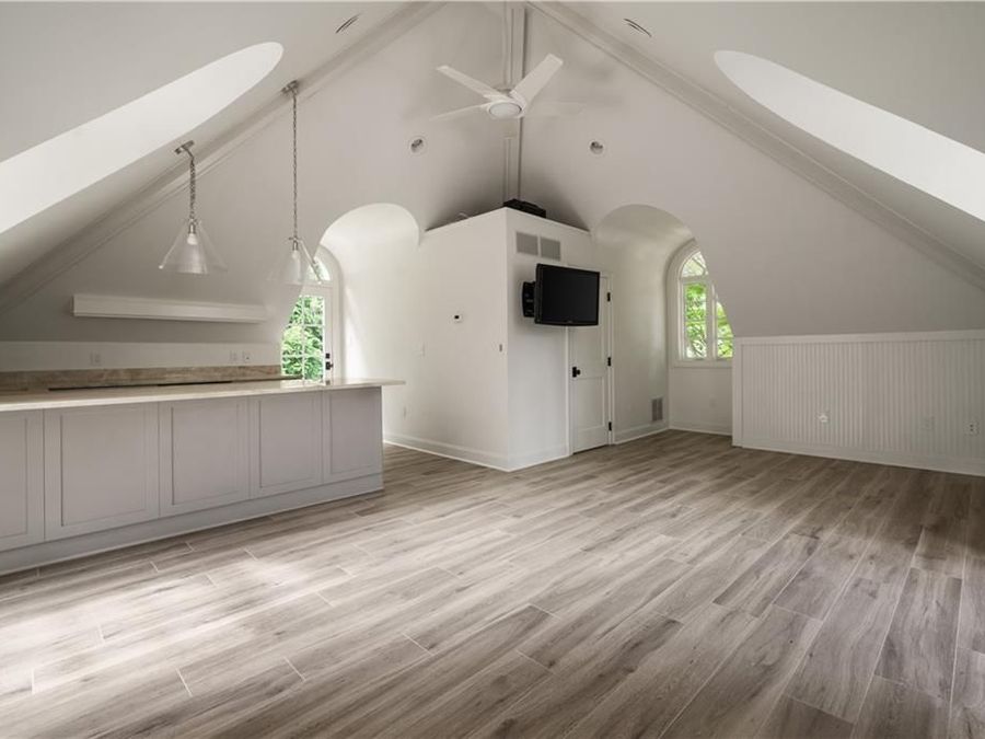 Property Image 112