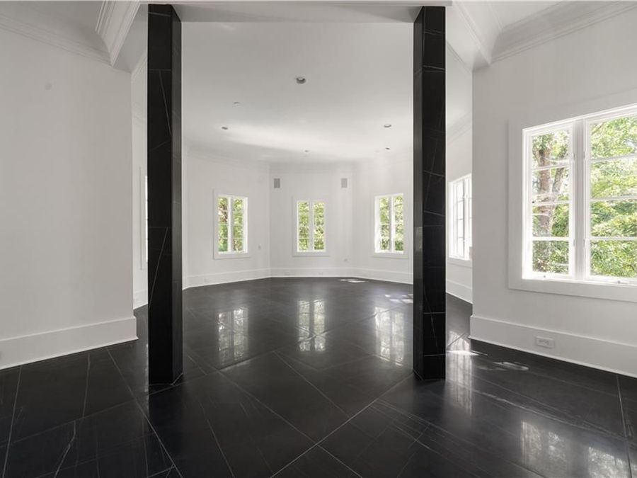 Property Image 94