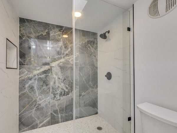 7701 Rialto BLVD, Unit 1116, Austin, TX 78735