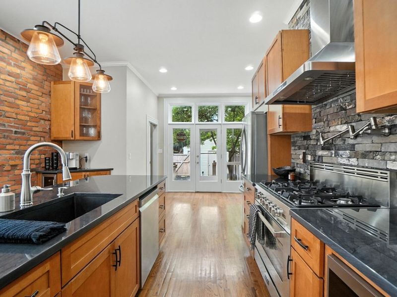 396 W 7th Avenue, Columbus, OH 43201 Photo 15