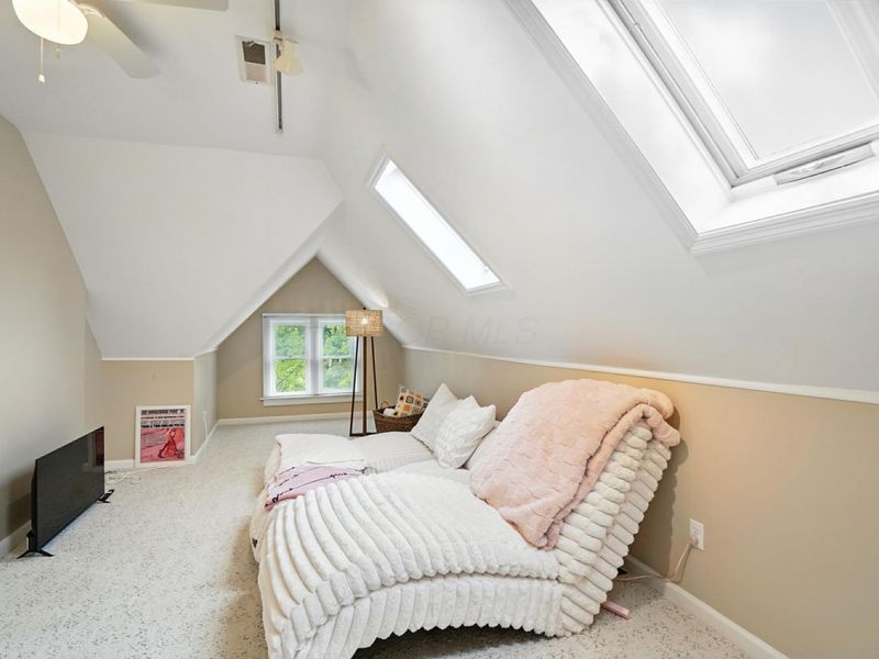 396 W 7th Avenue, Columbus, OH 43201 Photo 35