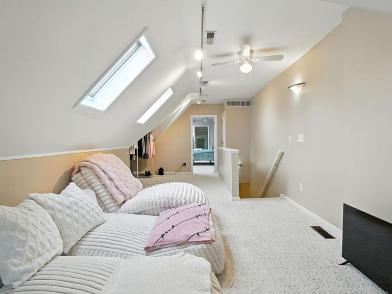 396 W 7th Avenue, Columbus, OH 43201 Photo 36