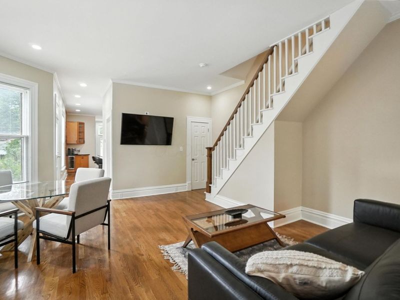 396 W 7th Avenue, Columbus, OH 43201 Photo 8