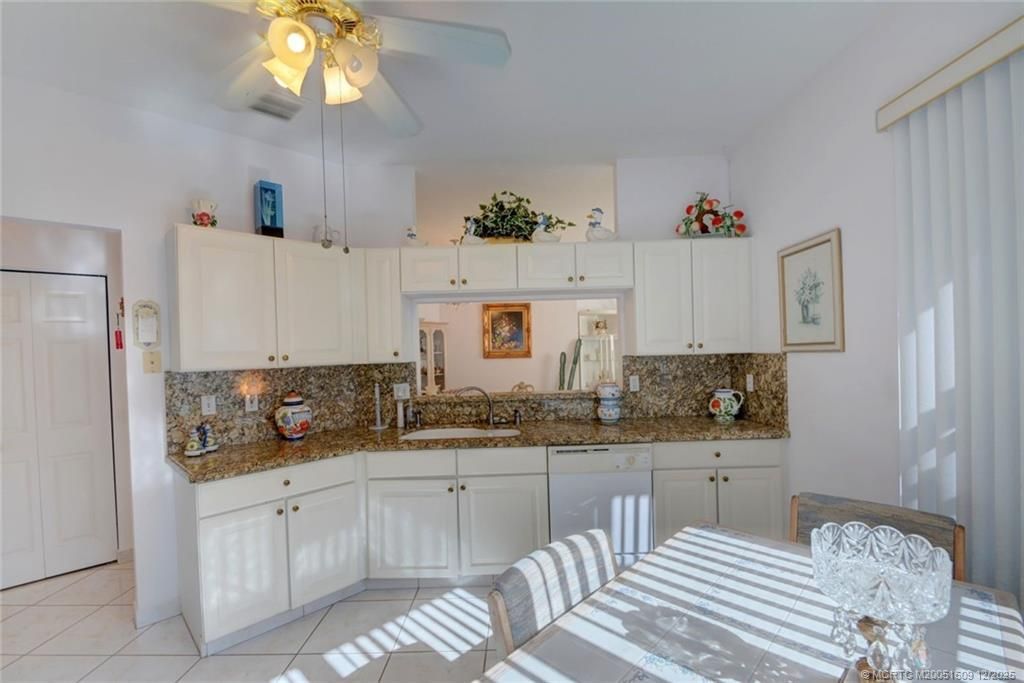 6789 SE Warwick Lane, Stuart, FL 34997 Photo