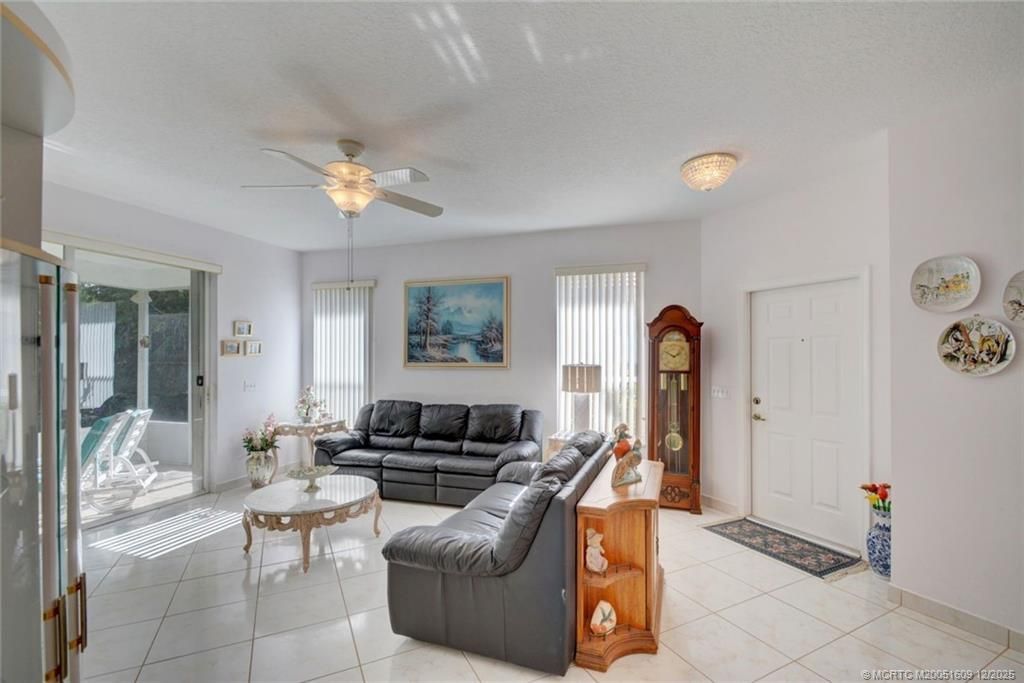 6789 SE Warwick Lane, Stuart, FL 34997 Photo