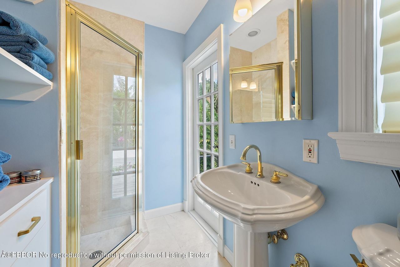 325 Seaspray Avenue, Palm Beach, FL 33480 Photo