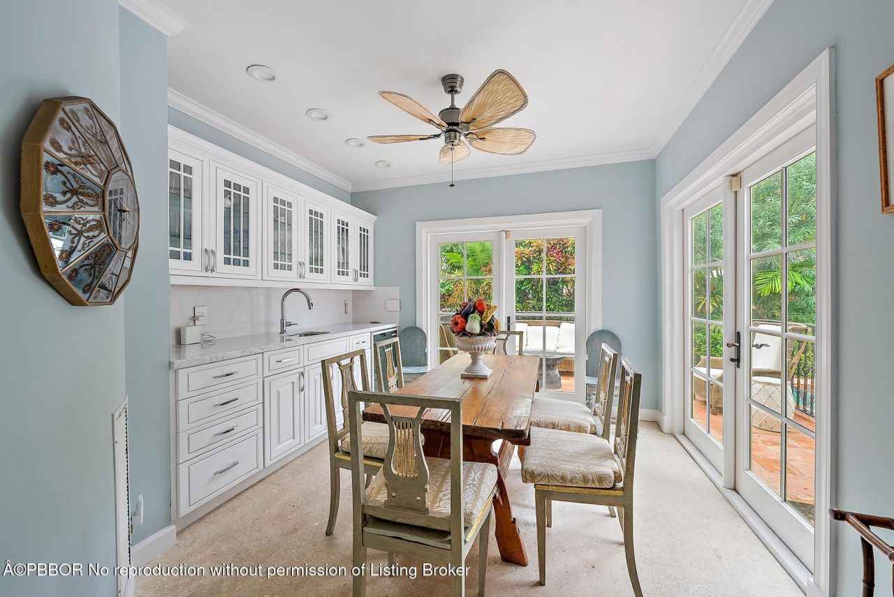 325 Seaspray Avenue, Palm Beach, FL 33480 Photo