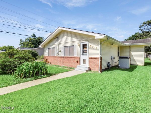 501 W Dale Street, New Iberia, LA 70560