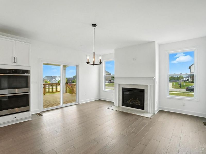 8848 Oakcrest Way, West Chester, OH 45069 Photo 14