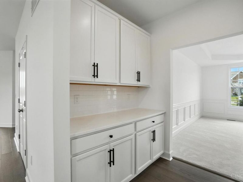 8848 Oakcrest Way, West Chester, OH 45069 Photo 16