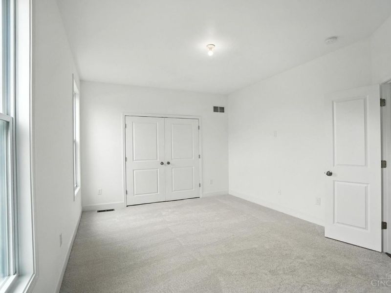 8848 Oakcrest Way, West Chester, OH 45069 Photo 21