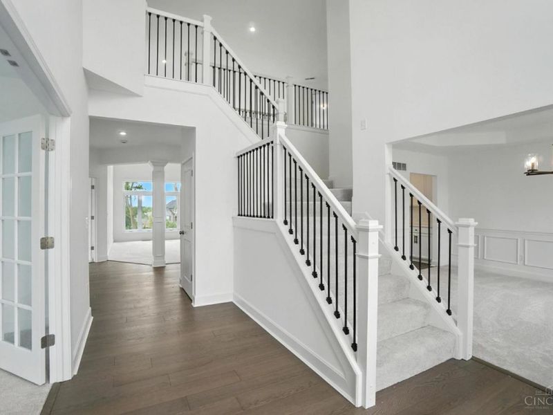 8848 Oakcrest Way, West Chester, OH 45069 Photo 4