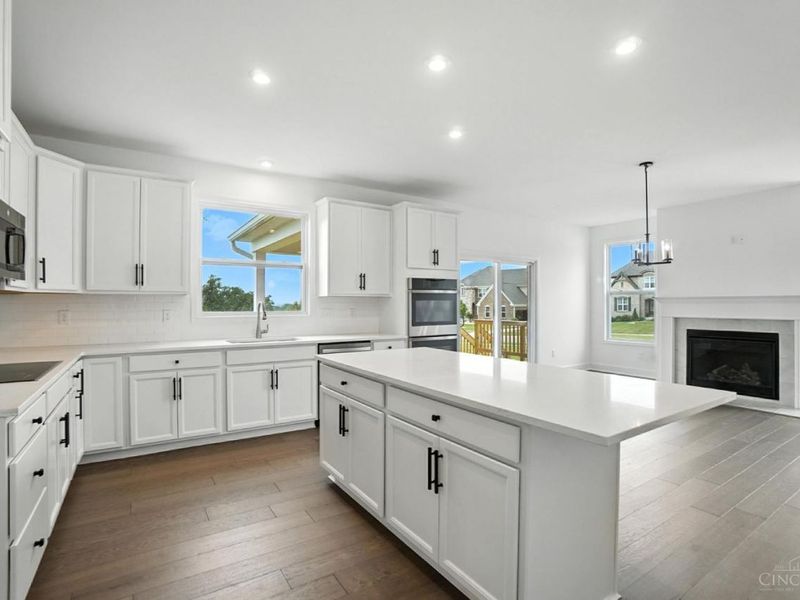 8848 Oakcrest Way, West Chester, OH 45069 Photo 9