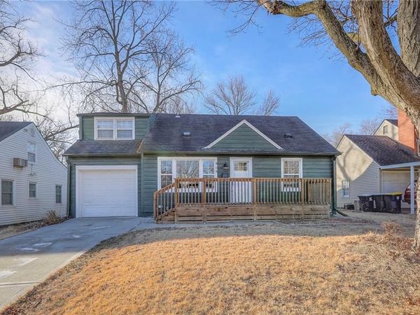 917 E 77th Street, Kansas City, MO 64131