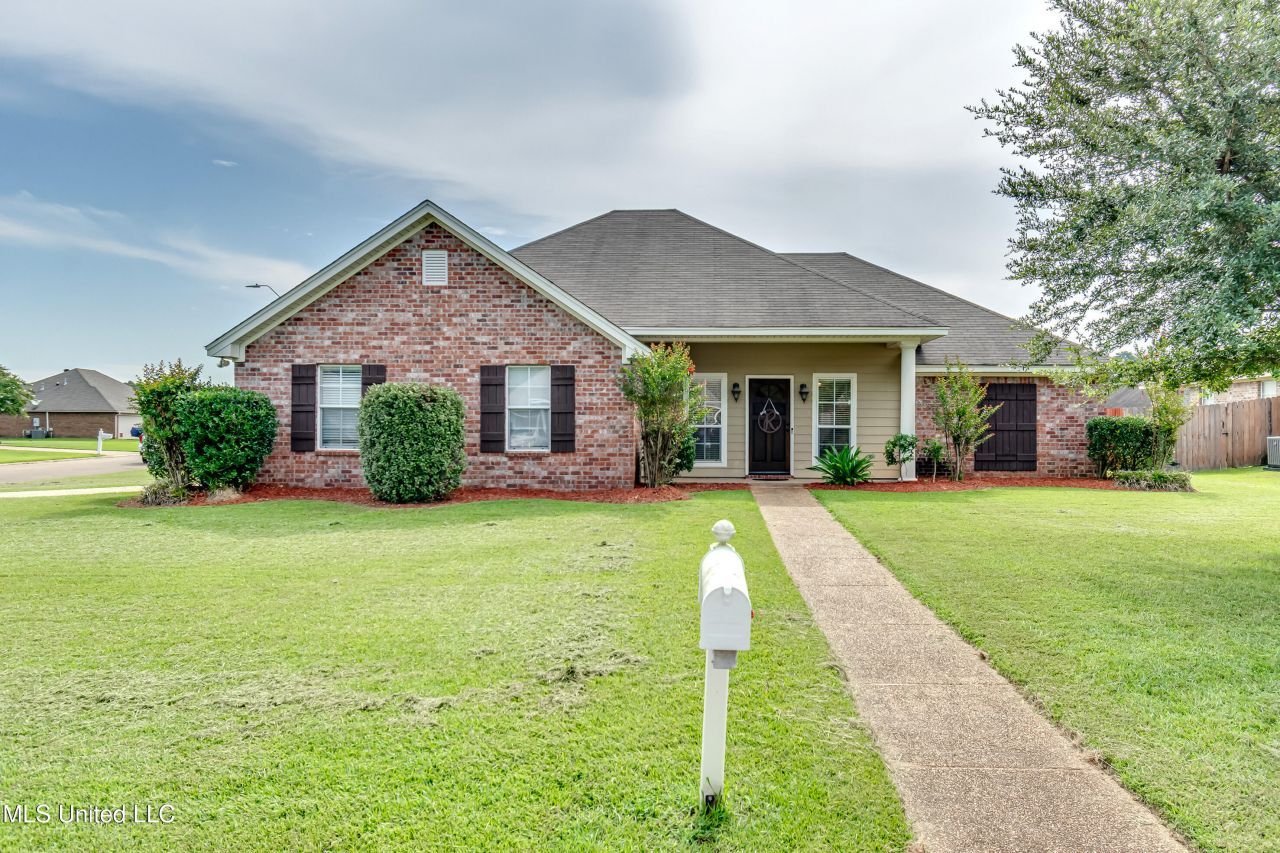 1076 Spanish Oak Drive, Pearl, MS 39208 Main Photo