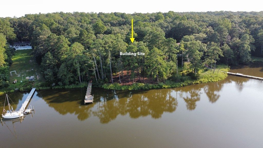 23 95m Edmonds Lane, Weems, VA 22576 Main Photo