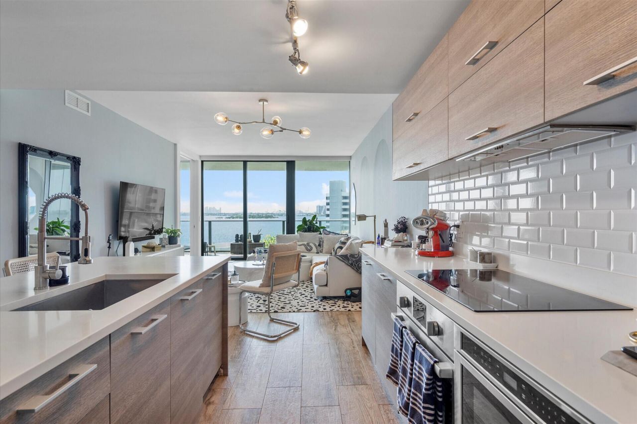 650 NE 32nd Street, Unit 606, Miami, FL 33137 Photo