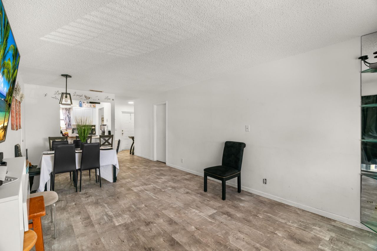 2291 Linton Ridge Circle, Unit B4, Delray Beach, FL 33444 Photo