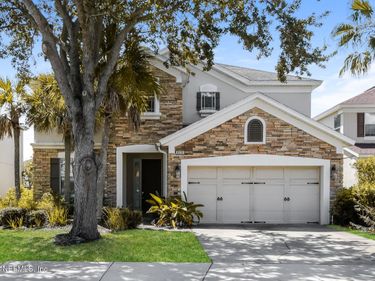 8333 HIGHGATE Drive, Jacksonville, FL 32216