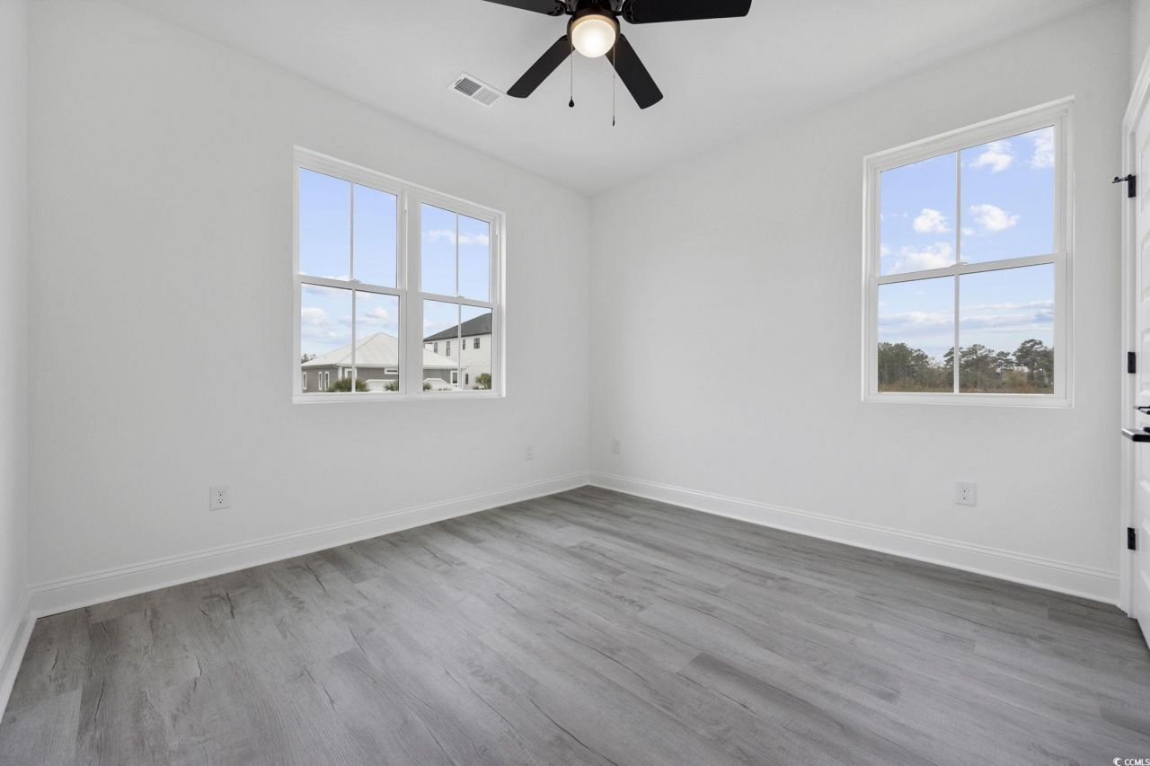 514 Harbour View Dr. Photo 31