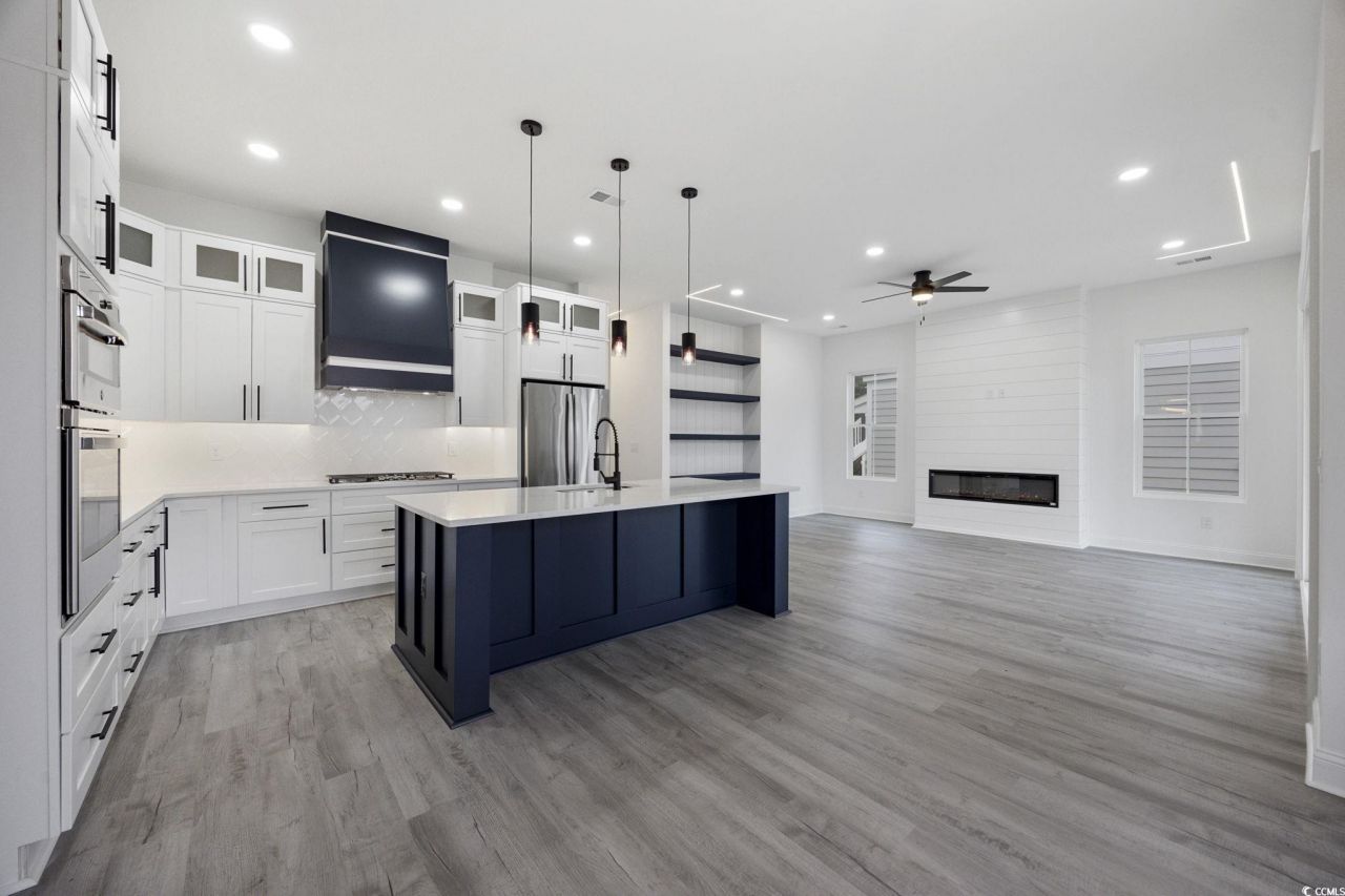 514 Harbour View Dr. Photo 8