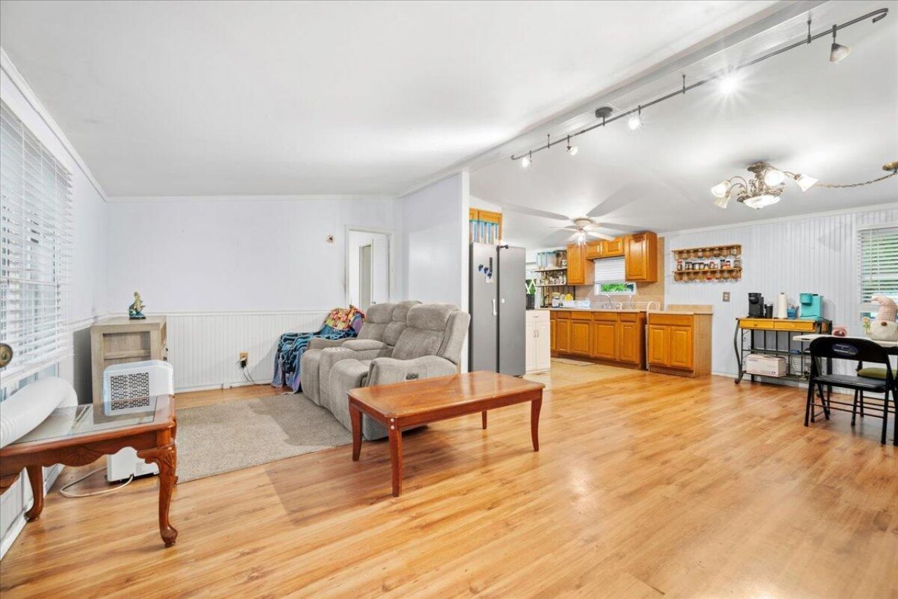 147 Sandpit Drive Photo 6