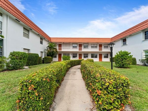 2600 SE Ocean Boulevard, Unit FF14, Stuart, FL 34996