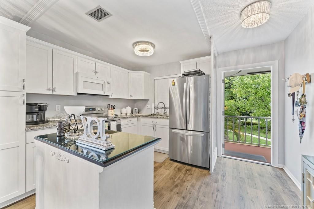 2600 SE Ocean Boulevard, Unit FF14, Stuart, FL 34996 Photo