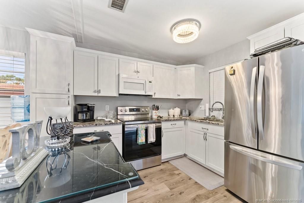 2600 SE Ocean Boulevard, Unit FF14, Stuart, FL 34996 Photo