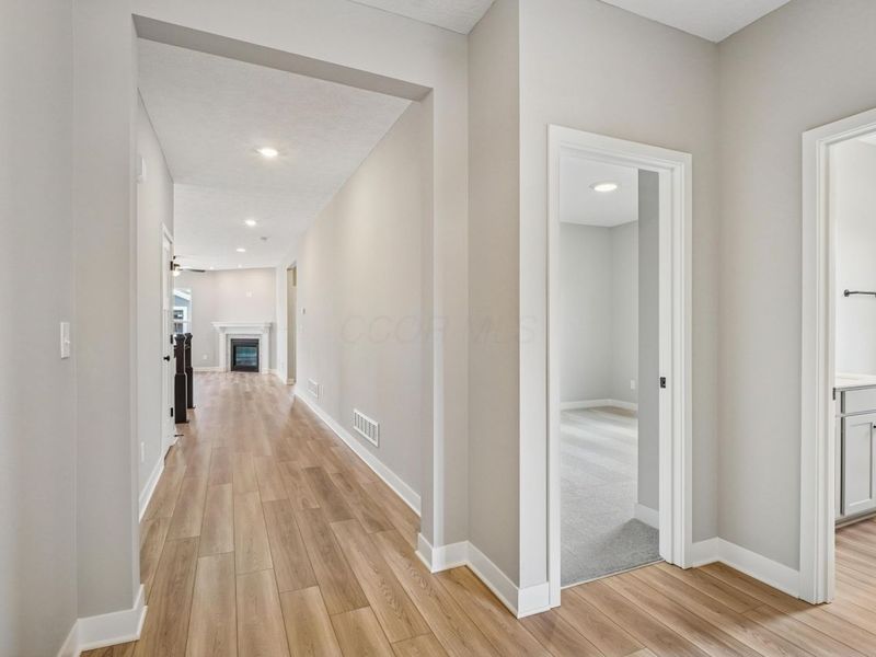 319 Reign Way SW, Pataskala, OH 43062 Photo 2