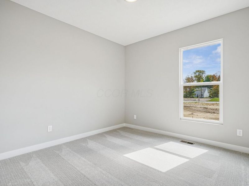 319 Reign Way SW, Pataskala, OH 43062 Photo 6