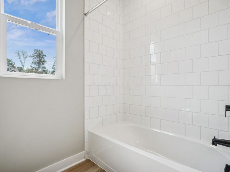 319 Reign Way SW, Pataskala, OH 43062 Photo 9