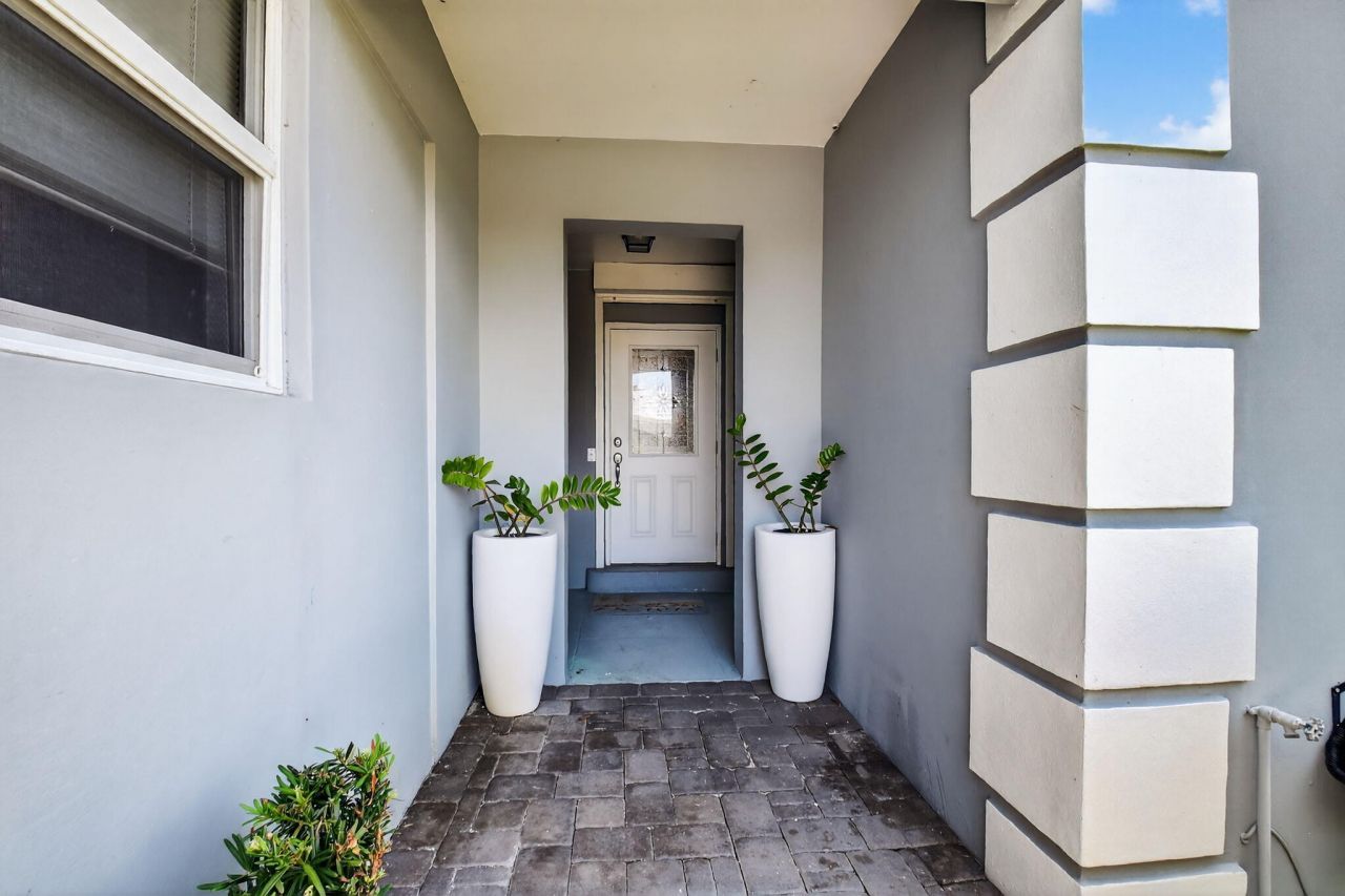 4860 S Lake Drive, Boynton Beach, FL 33436 Photo