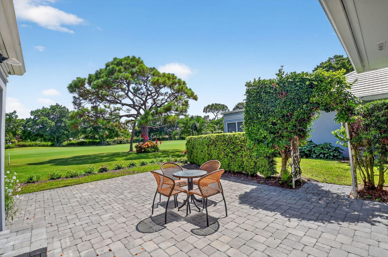 4860 S Lake Drive, Boynton Beach, FL 33436 Photo