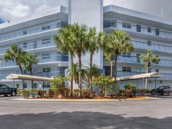 198 NW 67th 507 Street, Unit 507, Boca Raton, FL 33487