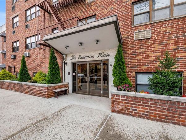 4200 Herkimer Place, Unit 6C, Bronx, NY 10470