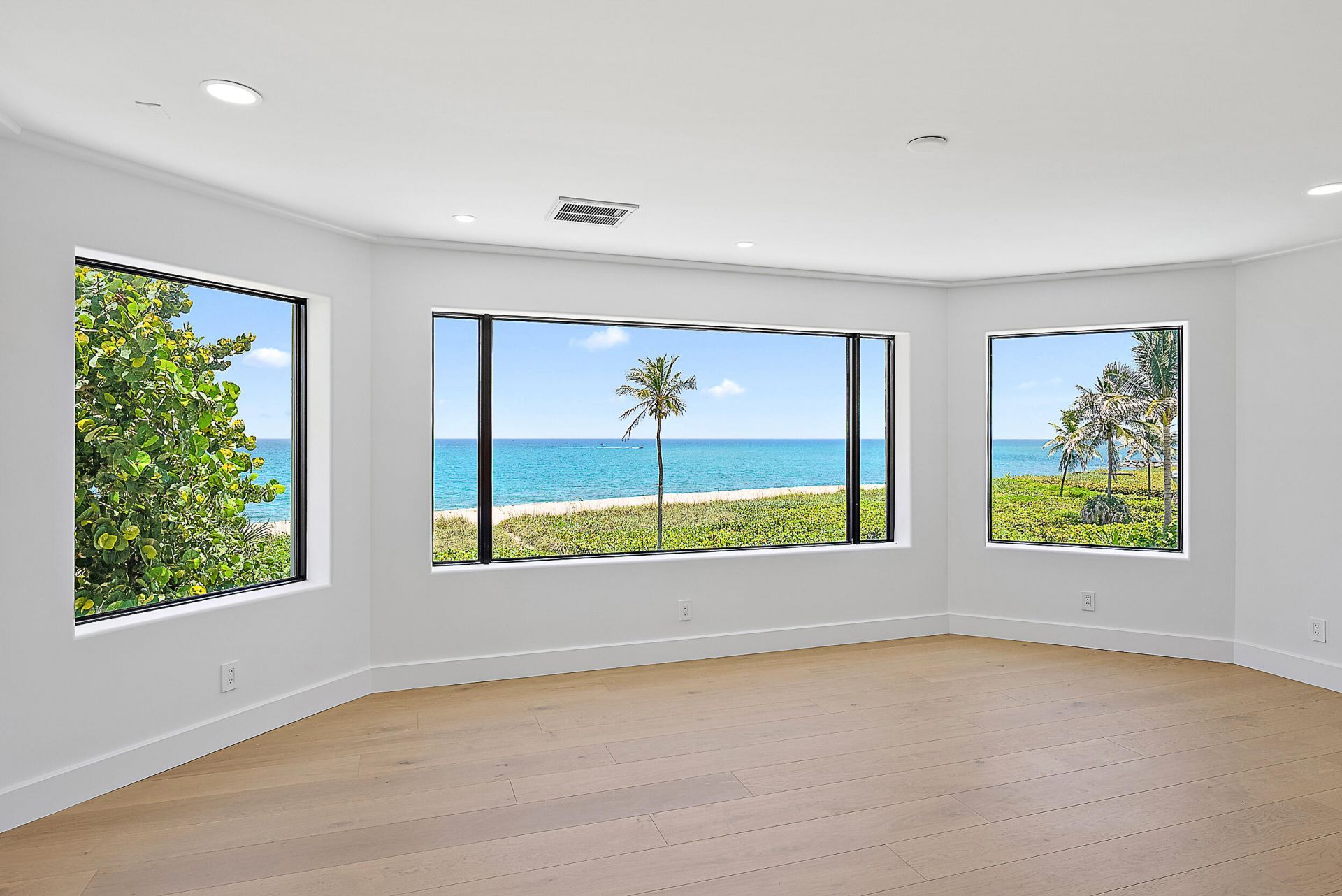 22 Ocean Drive, Jupiter Inlet Colony, FL 33469 Photo