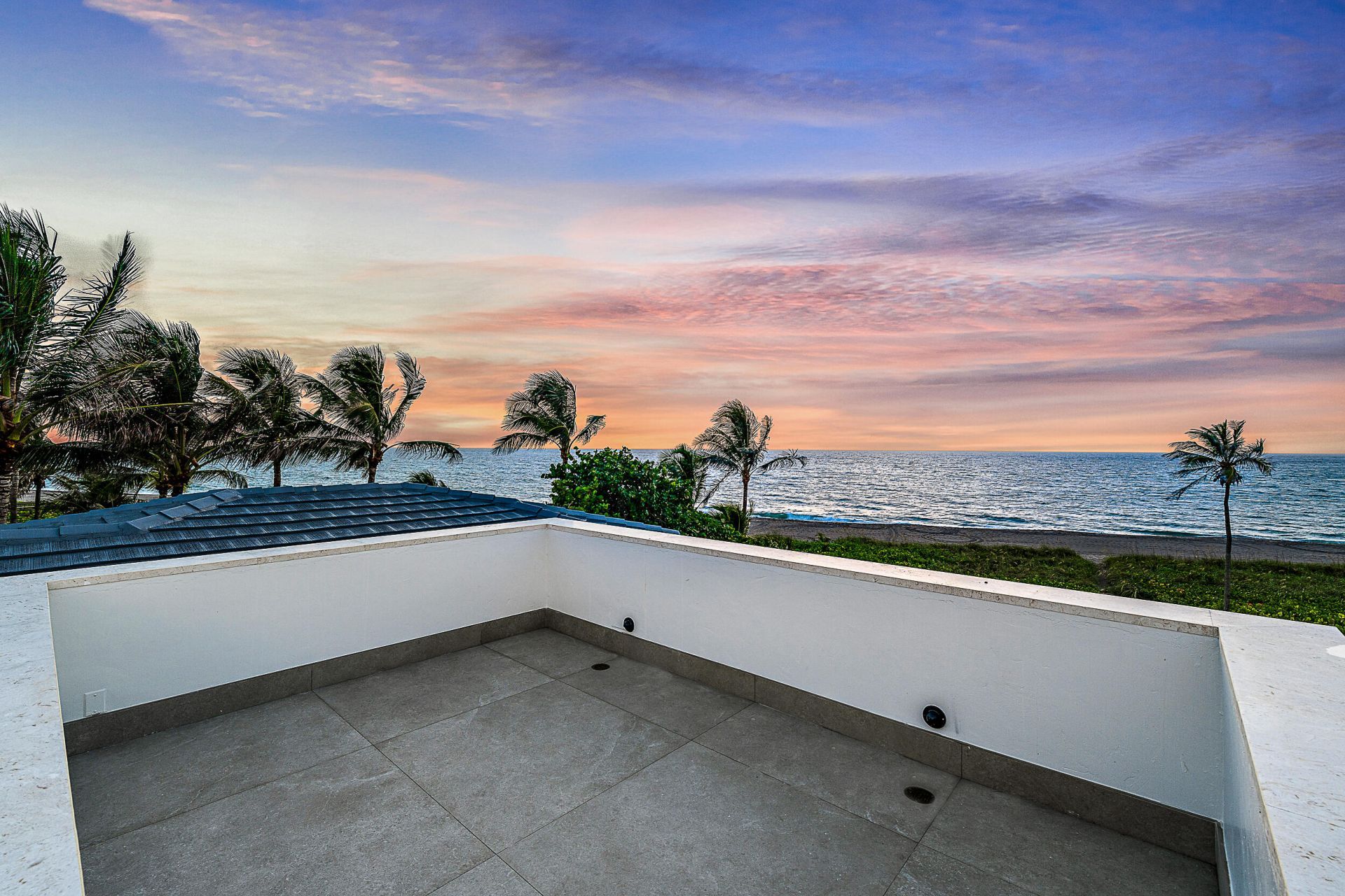 22 Ocean Drive, Jupiter Inlet Colony, FL 33469 Photo