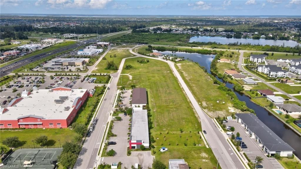 1434 SW 4th Ter, Cape Coral, FL 33991 Photo
