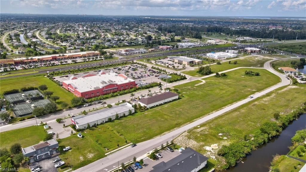 1434 SW 4th Ter, Cape Coral, FL 33991 Photo