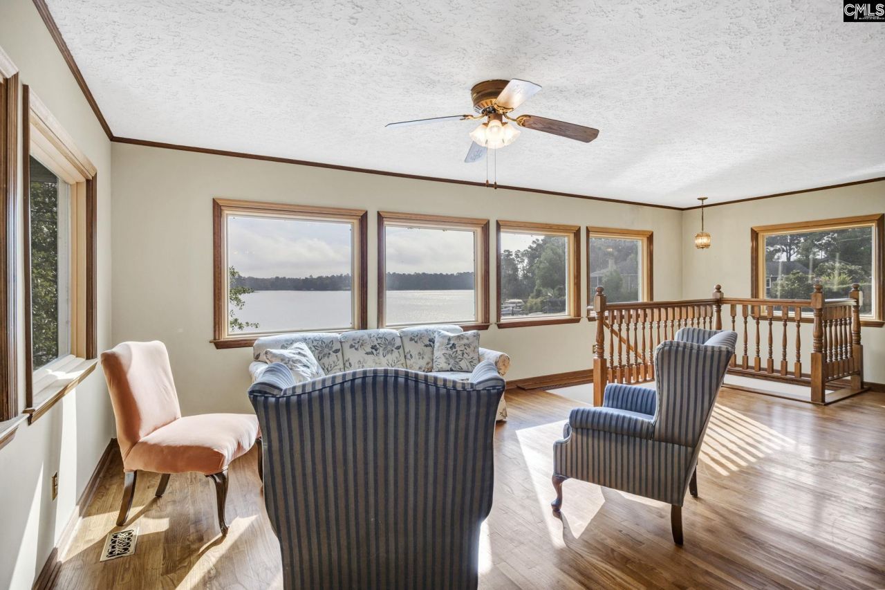 1706 Gold Nugget Point Photo 27